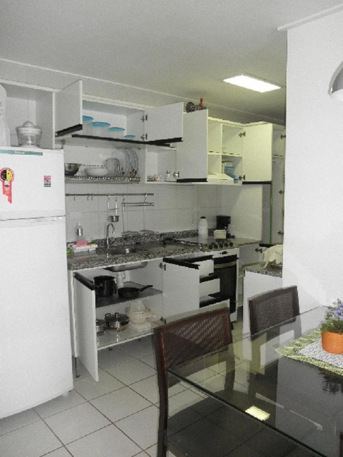 Na Beira Mar De Pajucara- Edif Neo- Apartamento Quarto E Sala- Tem Varanda - Vista Lateral Do Mar- Rua Julio Plech Filho 60 Esquina Com Avenida Doutor Antonio Gouveia - Consumo Eletrico E Pago No Ckeck-Out 1Kwh E 1,35 Reias Maceió Exterior foto